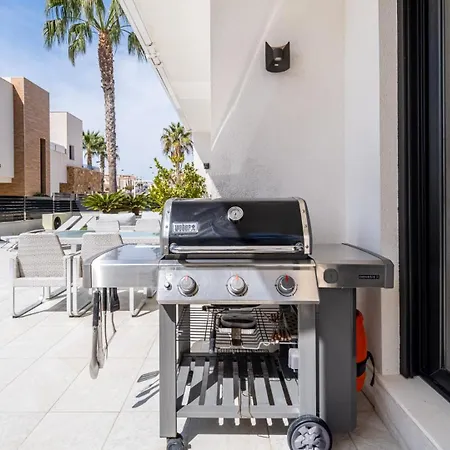 Villa современный дом с бассейном Torrevieja